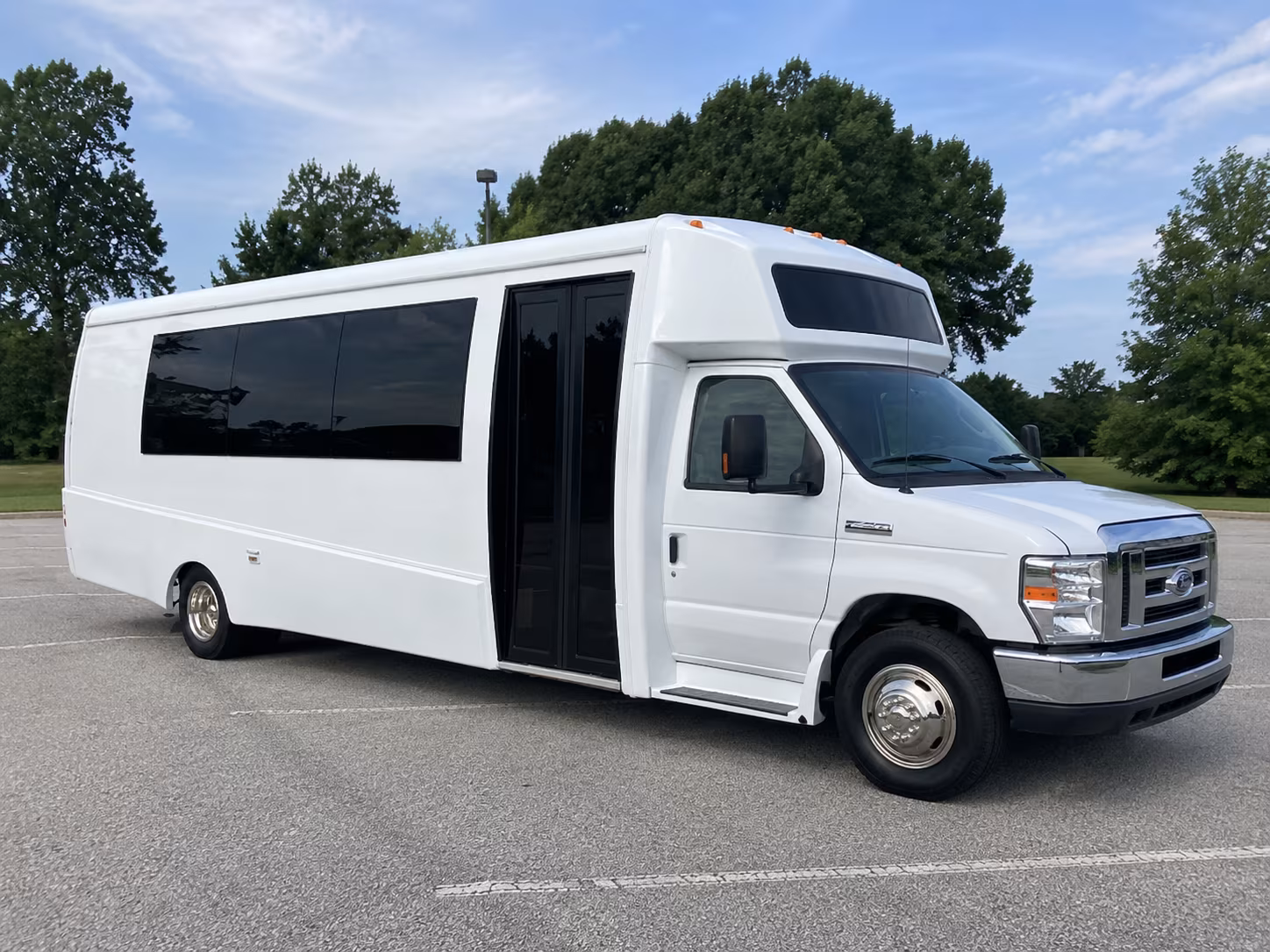 edmond 18 passenger party bus