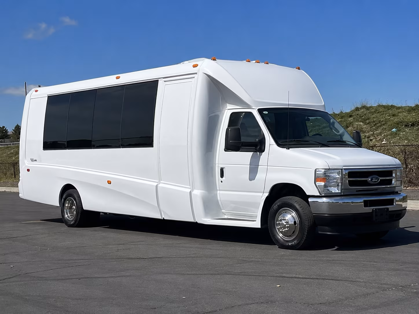 edmond quinceanera sweet 16 party bus rental